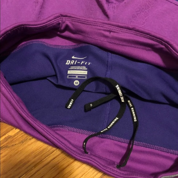 Nike Purple Dri-Fit Shorts M - Picture 3 of 3